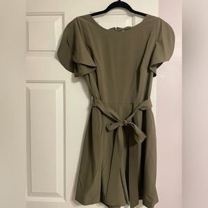 Calvin Klein women’s Romper Size 12 Green. new with tags.